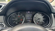 Nissan Qashqai 1.2 DiG-T N-Connecta 5dr Petrol Hatchback